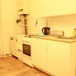 Rent 4 bedroom apartment in Berlin