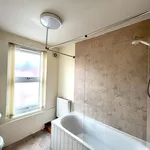 Rent 3 bedroom house in Leeds