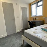 Rent 5 bedroom house in West Midlands