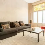 Rent 5 bedroom apartment of 125 m² in Lille