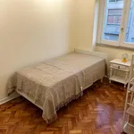 Rent 4 bedroom apartment in Lisbon