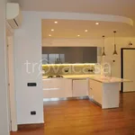 Rent 4 bedroom apartment of 178 m² in Chieti