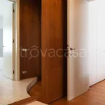 Rent 4 bedroom apartment of 200 m² in Milano