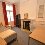 Rent 6 bedroom house in Exeter