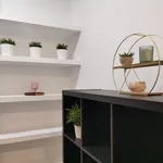 Rent 11 bedroom apartment in Madrid