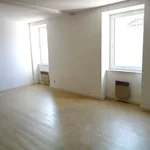 Rent 2 bedroom apartment of 40 m² in Mâcon 71000 - RUE CALME PARKING