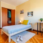 Rent 5 bedroom apartment in Porto