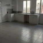 Appartement de 60 m² avec 3 chambre(s) en location à Pauillac