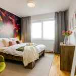 Pronajměte si 1 ložnic/e byt o rozloze 54 m² v Prague