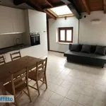 Affitto 1 camera casa di 40 m² in Bergamo