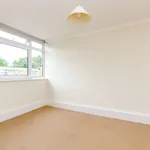 Flat to rent in Chobham Road, Horsell, Woking GU21