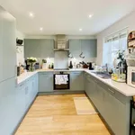 Rent 4 bedroom apartment in Yorkshire And The Humber