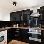 Rent 2 bedroom flat of 42 m² in London