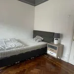 Rent a room in lisbon