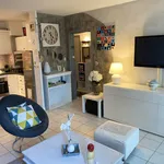 Appartement de 49 m² avec 2 chambre(s) en location à LES