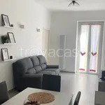 Rent 5 bedroom apartment of 85 m² in Genova