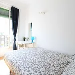 Rent a room of 180 m² in madrid