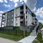 Appartement de 893 m² avec 3 chambre(s) en location à Edmonton