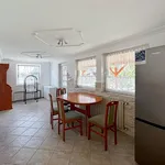 Rent 2 bedroom house of 300 m² in Kecskemét