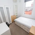 Rent 3 bedroom house in Leeds