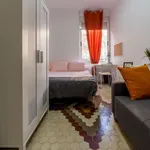 Rent 5 bedroom apartment in Valencia