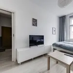 Pronajměte si 1 ložnic/e byt o rozloze 35 m² v Prague