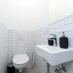 Rent 4 bedroom apartment of 48 m² in Berlin