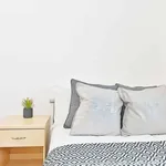 Rent 1 bedroom apartment in Manchester