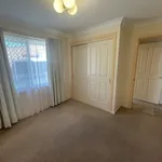 Rent 2 bedroom apartment in  Armidale NSW 2350                        