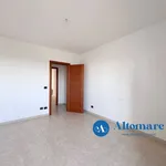 Affitto 4 camera appartamento di 130 m² in Bari