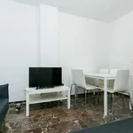 Rent a room of 130 m² in granada