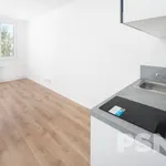 Rent 1 bedroom apartment of 22 m² in Praha