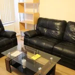 Rent 6 bedroom house in East Midlands