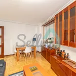 Alquilo 2 dormitorio apartamento de 77 m² en Oviedo