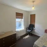 Rent 4 bedroom house in South East England