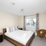 Rent 2 bedroom flat in Brighton Marina