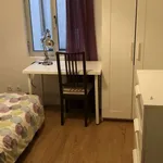 Rent a room in lisbon