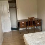 Rent 6 bedroom house in South East England