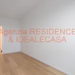 Rent 2 bedroom apartment of 150 m² in padova