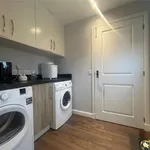 Rent 4 bedroom flat in MidLothian