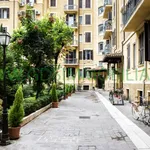 Rent 5 bedroom apartment of 100 m² in Roma