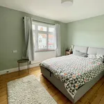 Rent 3 bedroom flat in East Of England