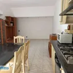 Affitto 3 camera appartamento di 90 m² in Cagliari