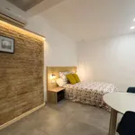 Rent a room of 150 m² in barcelona