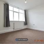 Flat to rent in Guildford Street, Luton LU1