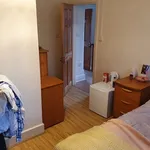 Rent 4 bedroom house in South East England