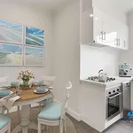 Rent 2 bedroom apartment in ST KILDA