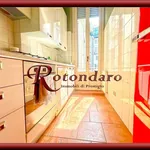 Rent 2 bedroom apartment of 65 m² in Milano