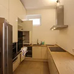 Rent 5 bedroom apartment of 162 m² in Wien