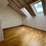 Miete 5 Schlafzimmer wohnung von 124 m² in Lucens